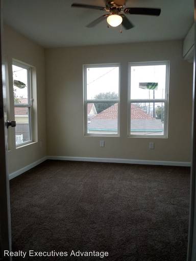 Main picture of 5310 Avenue Q Rear