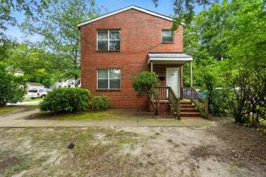 Main picture of 949 Park Ave