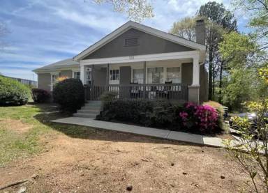 Main picture of 125 Briarcliff Rd