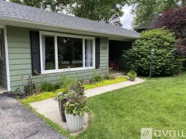Main picture of 2048 Old Glenview Rd