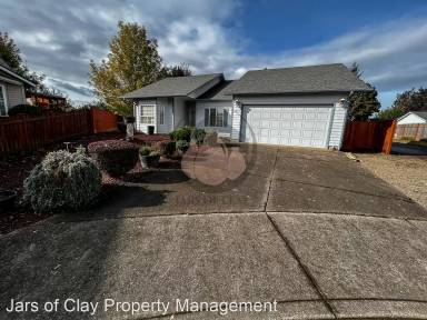 Main picture of 1575 Canary Ct NE