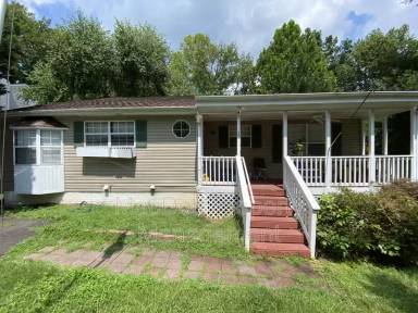 Main picture of 13 Rocky Stone Dr