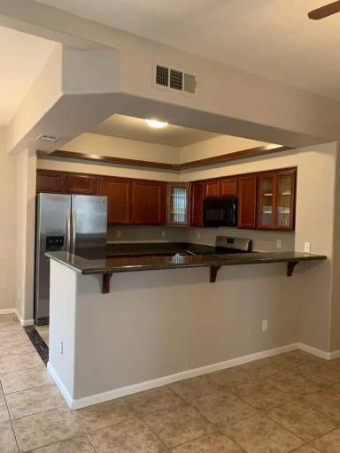 Main picture of 1705 King James St