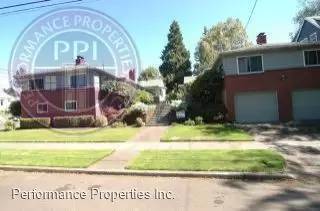 Main picture of 306 SE 29th Ave