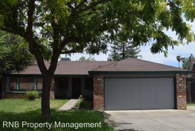 Main picture of 7728 Woodchuck Way