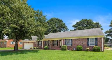Main picture of 624 Chandler Harper Dr