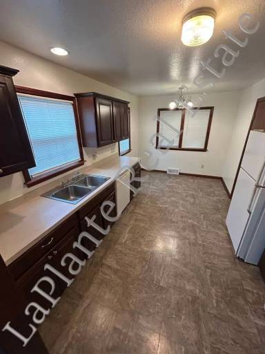 Main picture of 1501 Glenbrook Dr
