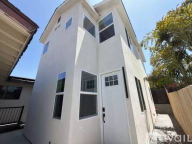 Main picture of 5337 Saxon St