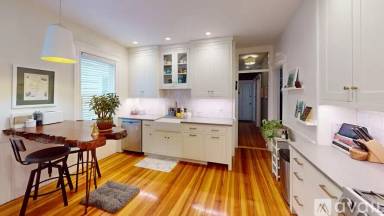 Main picture of 22 Forest Hills St