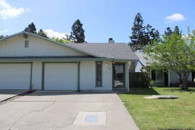 Main picture of 2 Alder Ct