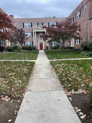 Main picture of 2008 Fort Davis St SE