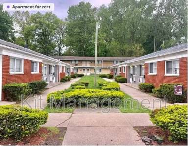 Main picture of 2240 W Laskey Rd