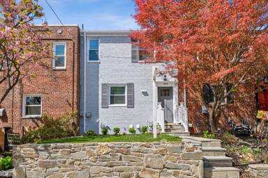 Main picture of 2918 Landover St
