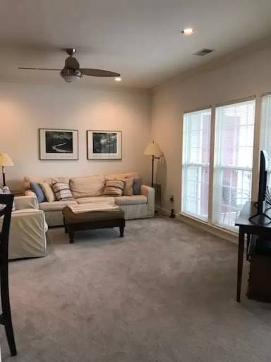 Main picture of 128 Glyndon Trace Dr