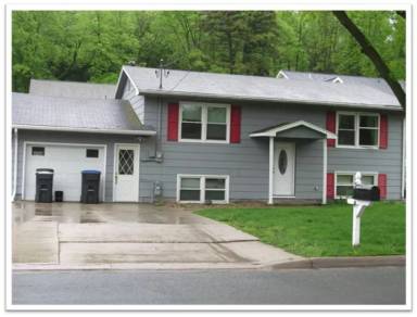 Main picture of 216 James Ave