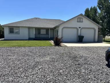 Main picture of 1168 Mustang Ln