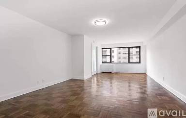Main picture of 400 E 89th St Apartments
