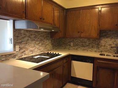 Main picture of 10961 Palms Blvd