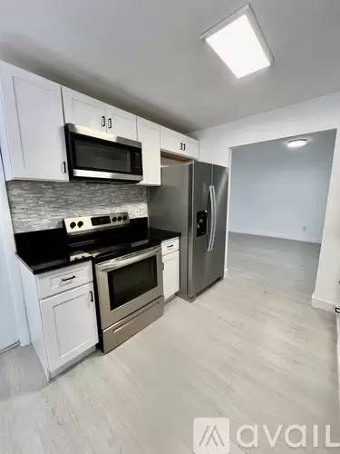 Main picture of 22280 SW 65th Ave