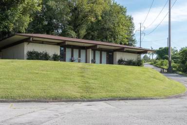 Main picture of 3117 Ellis Avenue - A
