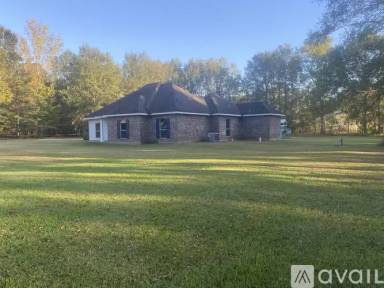 Main picture of 16084 Riverwood Dr