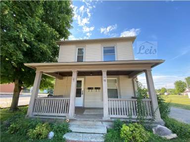 Main picture of 59 1/2 E Dayton St