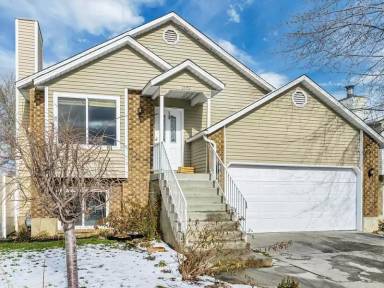 Main picture of 1176 W Brister Dr