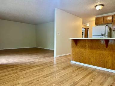 Main picture of 10324 SE Division St