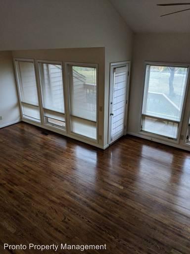 Main picture of 307 Sand Piper Ln