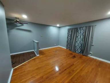 Main picture of 448 W Division St