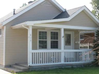 Main picture of 825 Princeton Ave