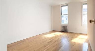 Main picture of 14943 35th Ave