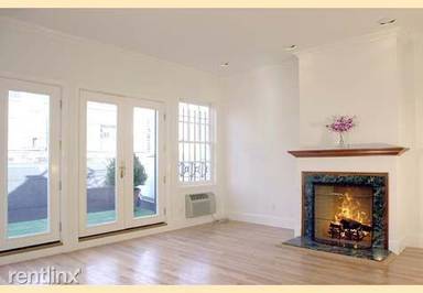 Main picture of 312 E 82nd St