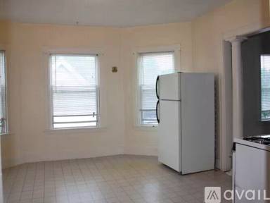 Main picture of 22 Lawrence St