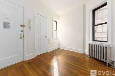 Main picture of 707 2nd Ave