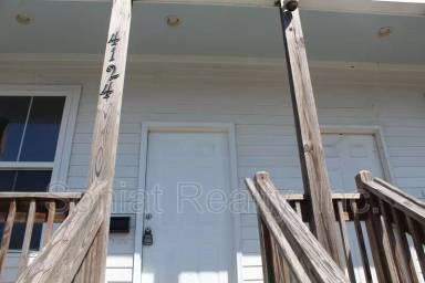 Main picture of 4124 Eagle St