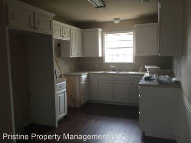 Main picture of 925 Doyle St