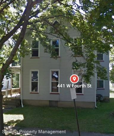Main picture of 441 W 4th St
