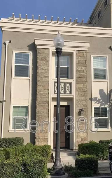 Main picture of 561 Winchester Dr