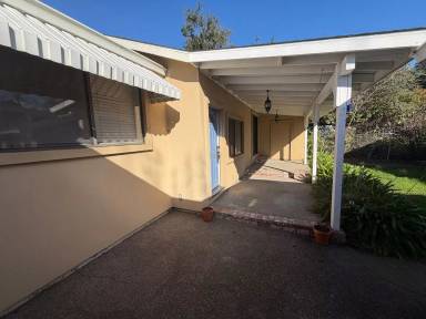 Main picture of 2720 Larry Ln