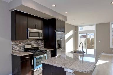 Main picture of 408 Federal St