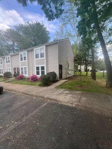 Main picture of Hollymead Square Townhouses