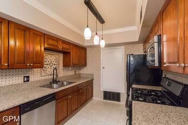 Main picture of 11725 Lemay St