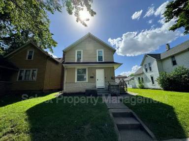 Main picture of 1637 Saint Marys Ave