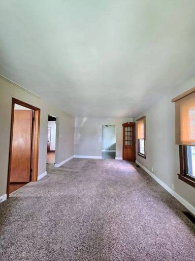 Main picture of 1128 S Waugh St