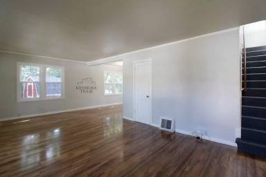Main picture of 1310 Haupt Ave