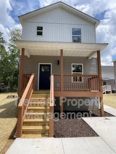 Main picture of 1904 Lynnbrook Ave