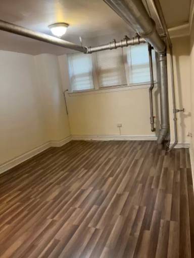 Main picture of 7959 S Burnham Ave