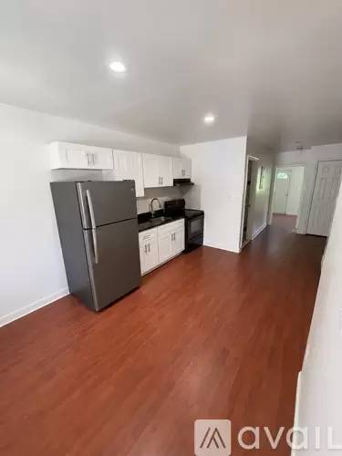 Main picture of 5459 Delancey St