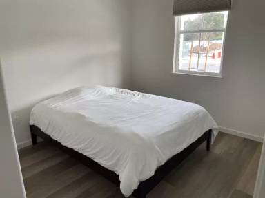 Main picture of 1607 Santiago Ct